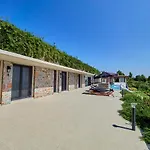 Villa Sky Sea &