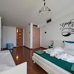 Villa Sky Sea & Megali Ammos (Skiathos)