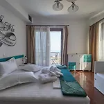 Sky Sea & * Megali Ammos (Skiathos)