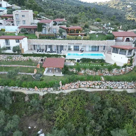 Villa Sky Sea & *