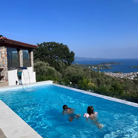 Villa Sky Sea & *