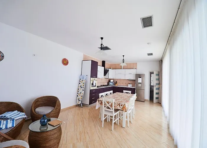 Sky Sea & Villa Megali Ammos (Skiathos)