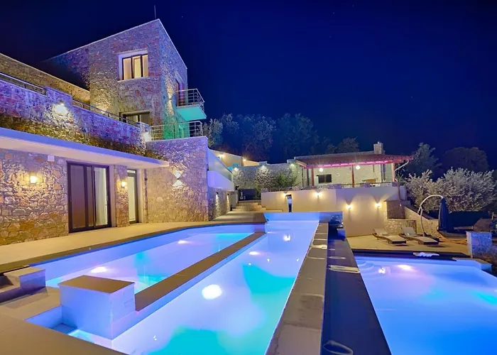 Villa Sky Sea & Megali Ammos (Skiathos)