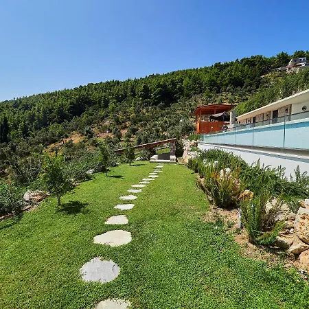 Sky Sea & Vila Megali Ammos (Skiathos)